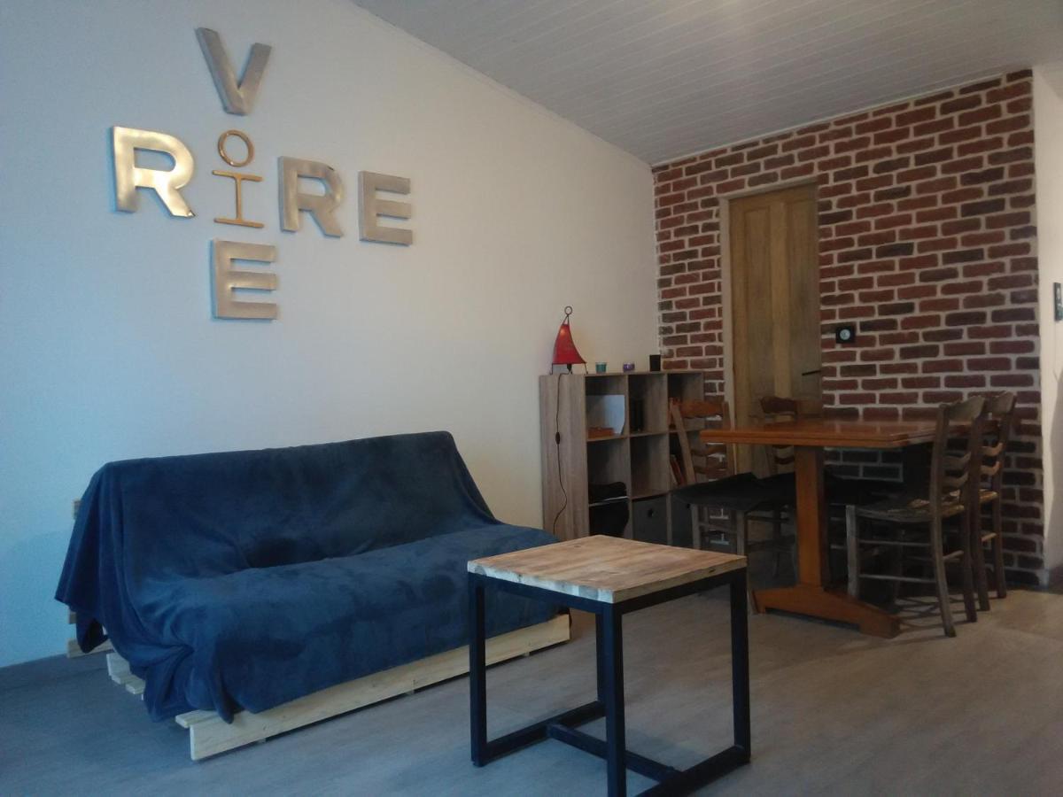 La Maisonnette Des Louves - Gite Rural Avec Jardin Barbechat Exterior photo